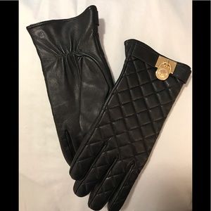 Women’s Michael Kors black leather quilted gloves